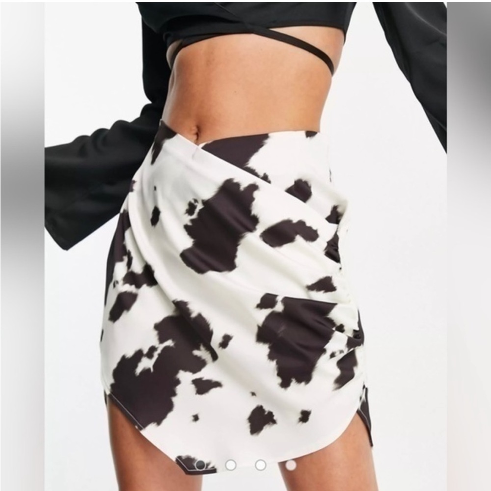 asos luxe cow print mini skirt - Picture 4 of 6